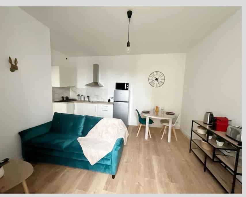 Lorient T2 , Hypercentre , Fibre ,Gare Apartment Luaran gambar